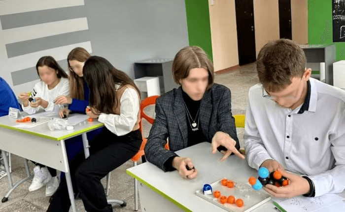 На каждое задание отводится минимальное время, что добавляет азарта и тренирует быстроту реакции